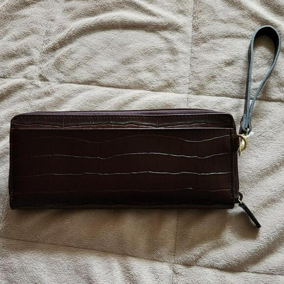 SONOMA burgundy brown wristlet wallet crocodile print NWT minimalist academic - Picture 2 of 8